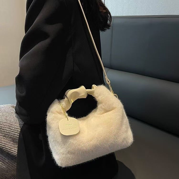 ELISE PLUSH SHOULDER BAG