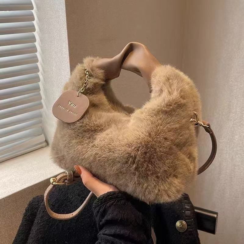 ELISE PLUSH SHOULDER BAG